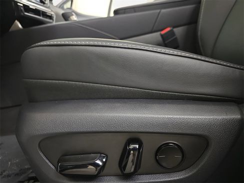 Certified 2024 Lexus RX 350h image 32