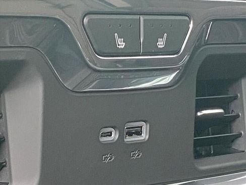 New 2026 GMC Sierra 2500 Denali w/ Denali Reserve Package image 29