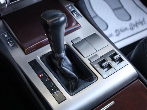 Used 2014 Lexus GX 460 w/ Premium Package image 42