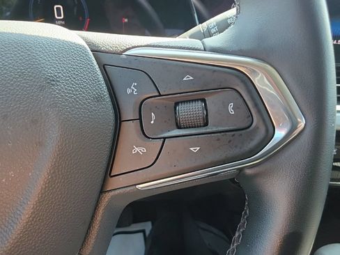 Used 2024 Chevrolet Trax LT w/ Driver Confidence Package FWD image 11