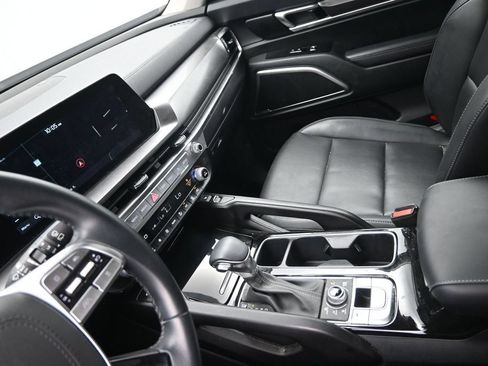 Used 2025 Kia Telluride S AWD/4WD image 18