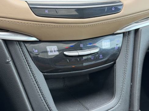 Used 2022 Cadillac XT5 Sportv w/ Platinum Package AWD/4WD image 22