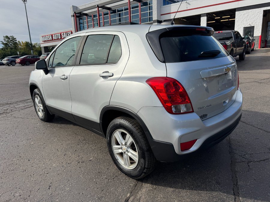 Used 2017 Chevrolet Trax LS AWD/4WD image 3