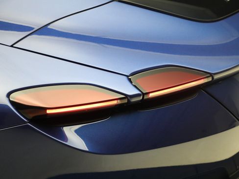 Certified 2025 Ferrari Roma Spider image 31