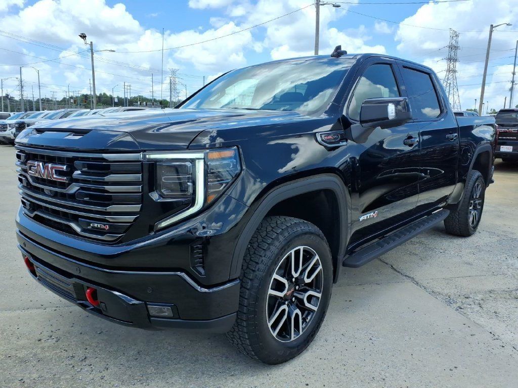New 2026 GMC Sierra 1500 AT4 w/ AT4 Premium Package AWD/4WD image 3