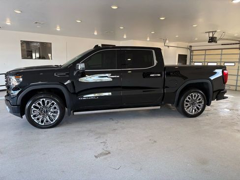 Used 2025 GMC Sierra 1500 Denali Ultimate image 15