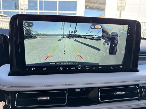 New 2026 Lincoln Aviator Premiere image 25