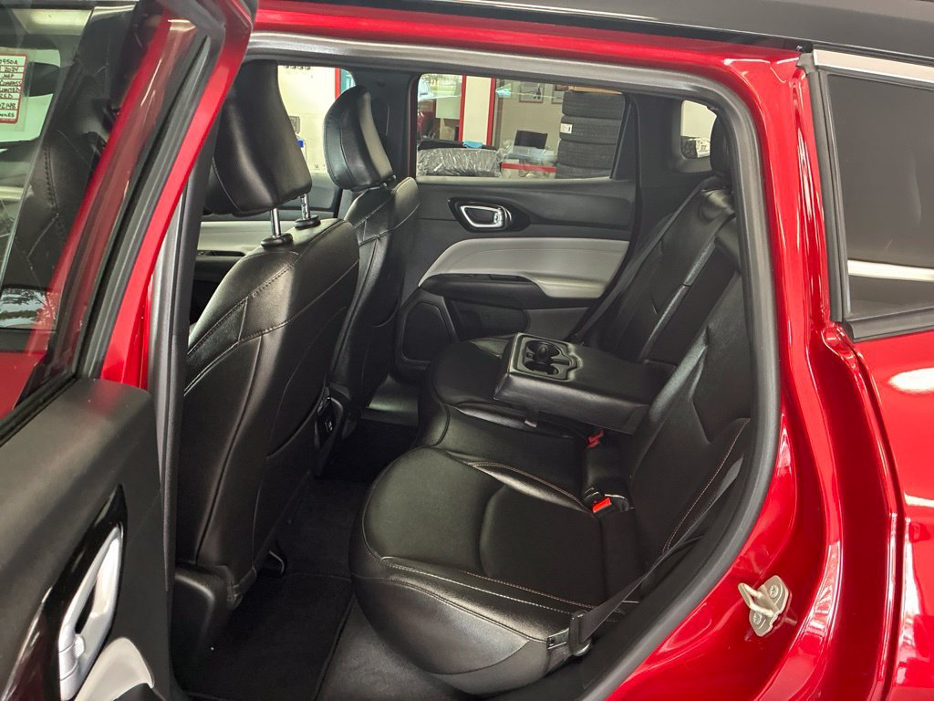 Certified 2024 Jeep Compass Limited AWD/4WD image 17
