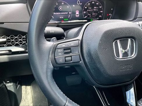 Used 2025 Honda Accord EX-L image 11