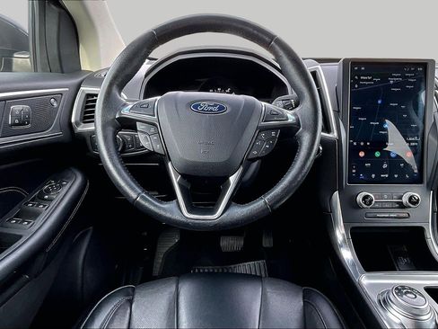 Used 2022 Ford Edge Titanium w/ Equipment Group 301A AWD/4WD image 5