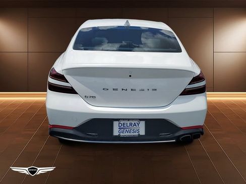 Used 2023 Genesis G70 2.0T RWD image 5