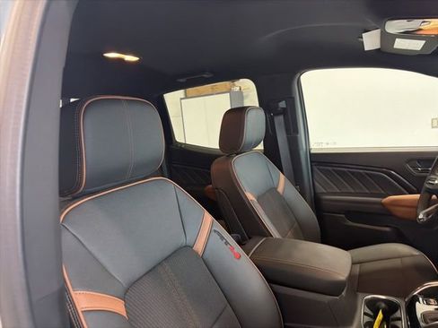 Used 2024 GMC Canyon AT4 AWD/4WD image 35