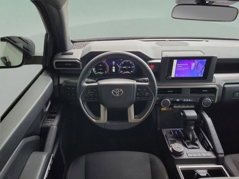 Certified 2025 Toyota 4Runner TRD Off-Road image 14