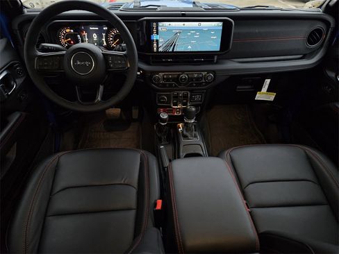 New 2025 Jeep Wrangler Unlimited Rubicon image 10