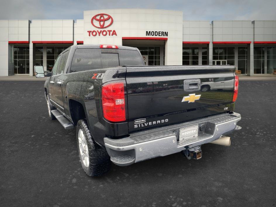 Used 2019 Chevrolet Silverado 2500 LTZ w/ Duramax Plus Package AWD/4WD image 7