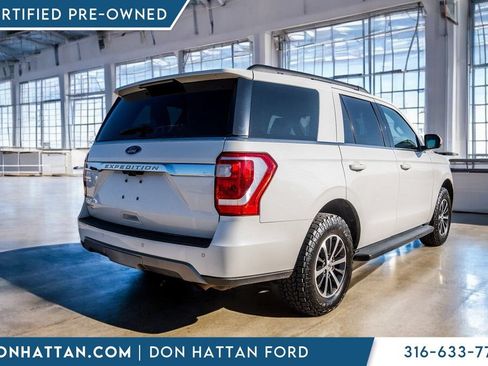 Used 2021 Ford Expedition XLT AWD/4WD image 30
