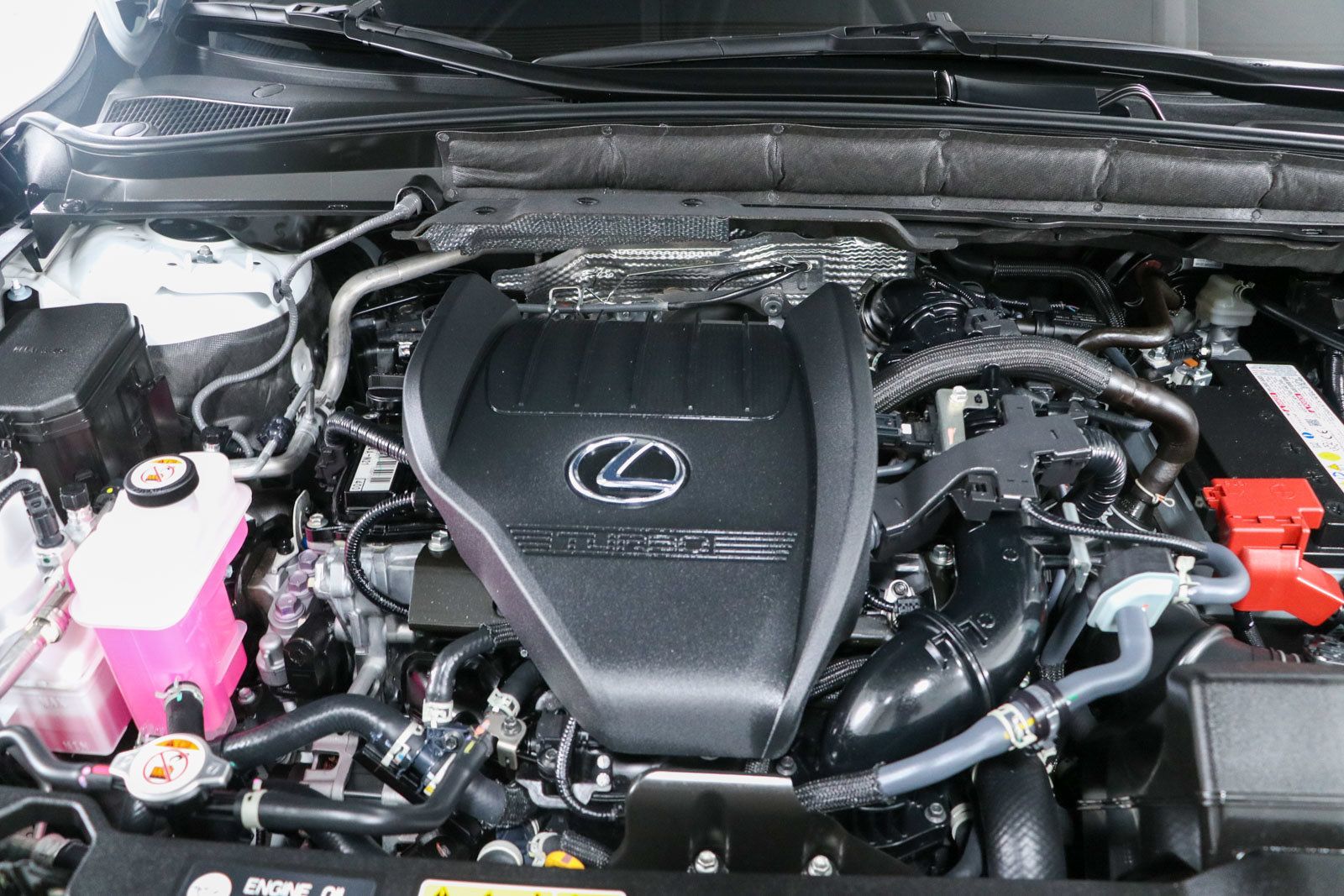 Used 2025 Lexus RX 350 Premium w/ Accessory Package (Z1) FWD image 31