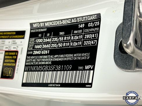 Used 2025 Mercedes-Benz GLC 350e 4MATIC image 34