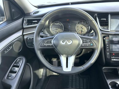 Certified 2025 INFINITI QX50 Luxe AWD/4WD image 11