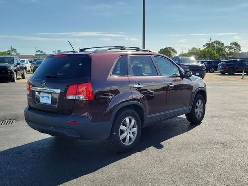 Used 2011 Kia Sorento 2WD w/ Convenience Pkg image 17