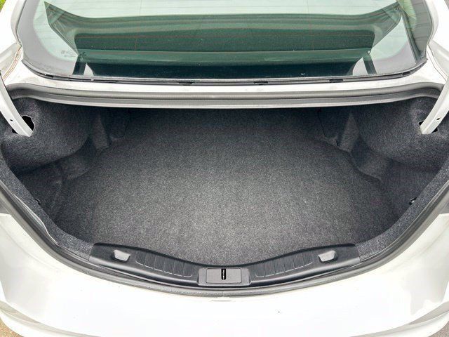 Used 2018 Ford Fusion S FWD image 37