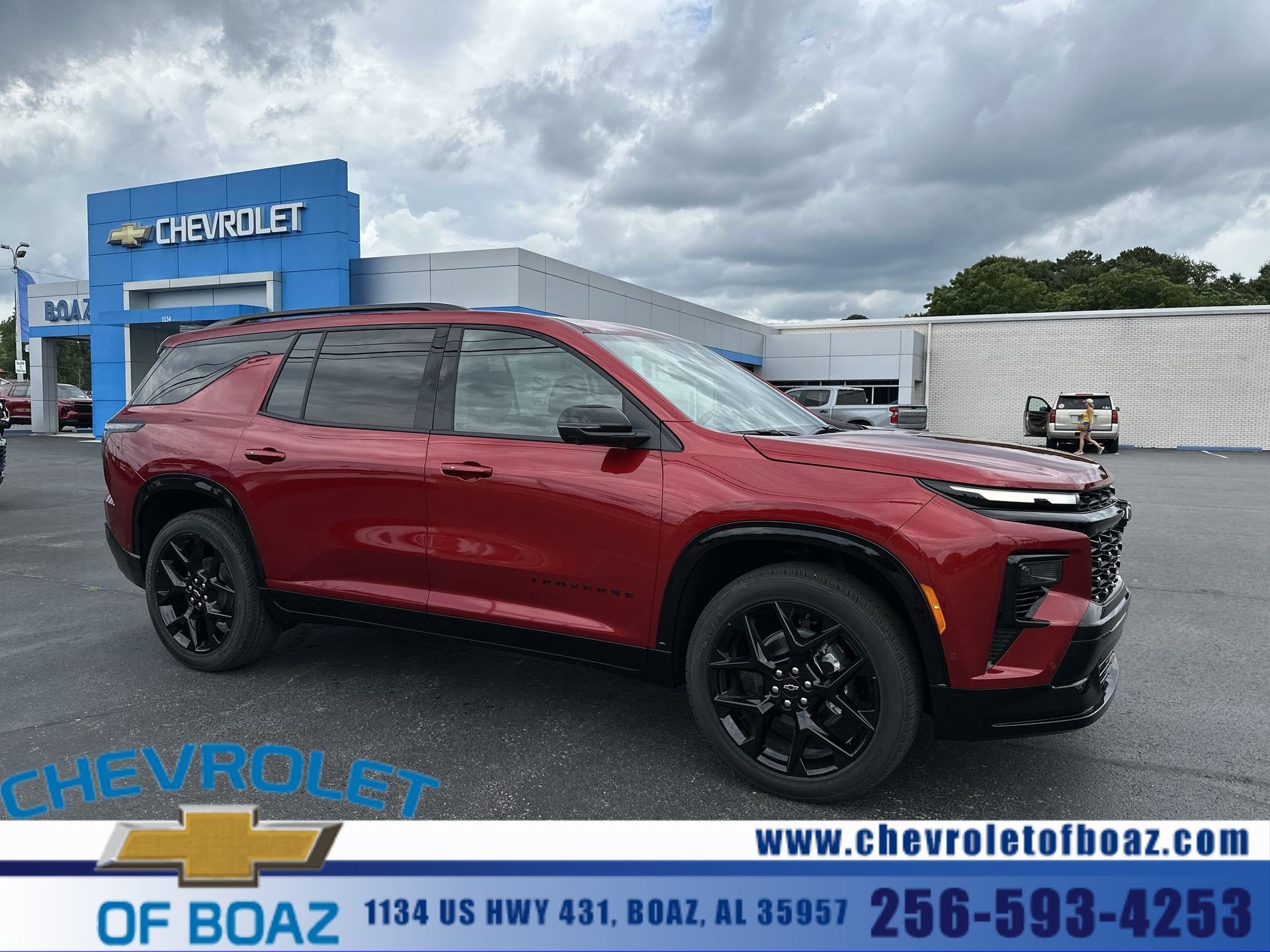 New 2026 Chevrolet Traverse RS w/ LPO, Floor Liner Package FWD image 1