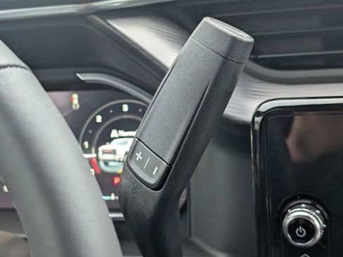 New 2026 GMC Sierra 3500 Denali Ultimate AWD/4WD image 15