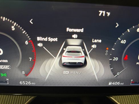 Used 2025 Nissan Murano SV AWD/4WD image 37