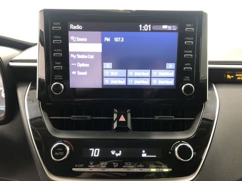 Used 2020 Toyota Corolla LE image 20