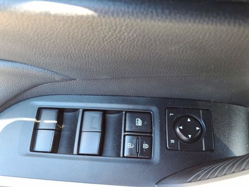 Certified 2021 Toyota RAV4 LE AWD/4WD image 14