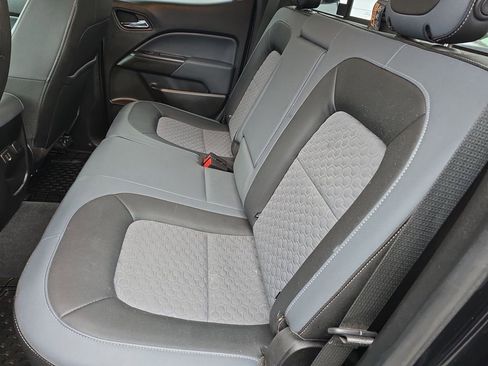 Used 2020 Chevrolet Colorado Z71 image 10