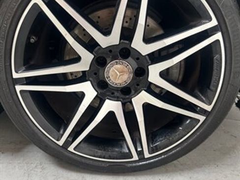 Used 2015 Mercedes-Benz SL 550 w/ White Arrow Edition image 34