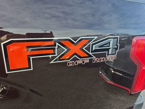 Used 2018 Ford F150 Platinum w/ Equipment Group 701A Luxury image 47