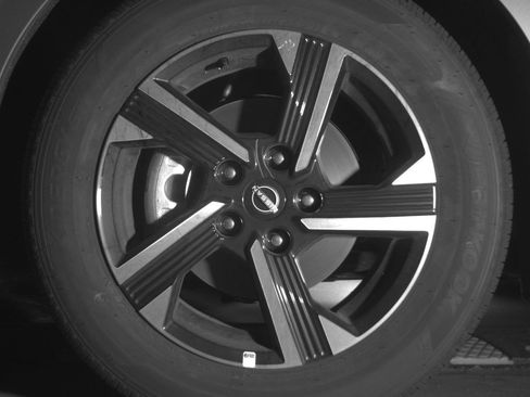 Used 2025 Nissan Sentra SV image 12