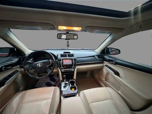 Used 2012 Toyota Camry XLE image 22