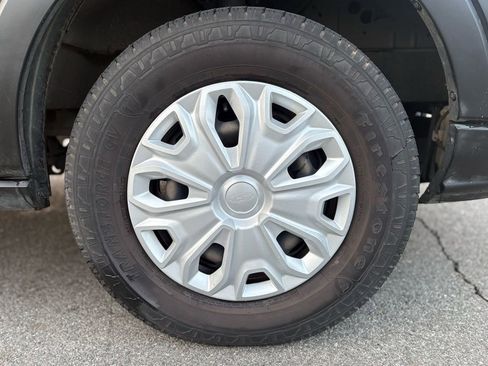 Used 2019 Ford Transit 350 XLT image 36