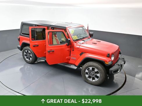 Used 2018 Jeep Wrangler Unlimited Sahara w/ Dual Top Group image 61