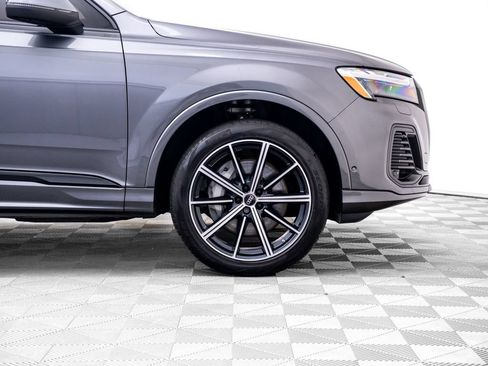 Used 2025 Audi Q7 2.0T Premium Plus w/ Premium Plus Package AWD/4WD image 37