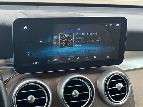 Used 2022 Mercedes-Benz GLC 300 image 18