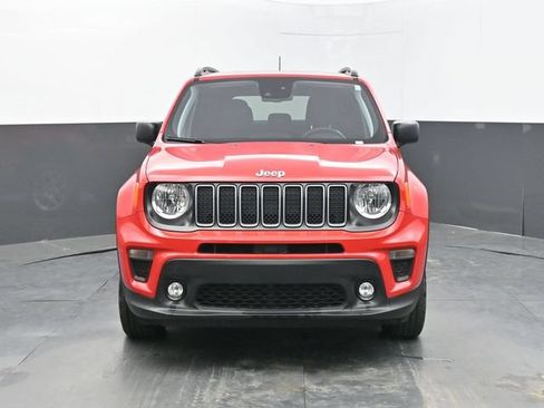 Used 2023 Jeep Renegade Latitude w/ Premium Group AWD/4WD image 10
