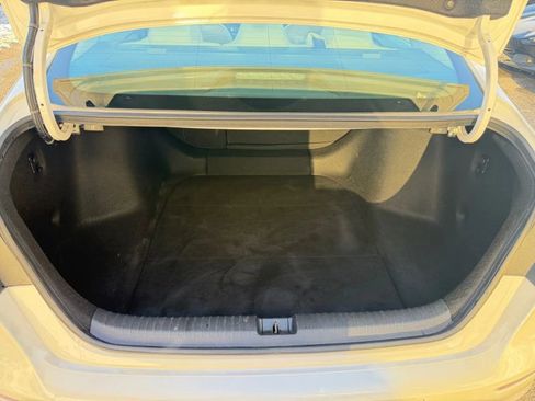 Used 2023 Honda Accord Touring image 32