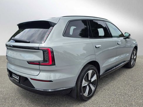 New 2025 Volvo EX90 Plus image 7