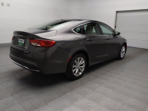 Used 2015 Chrysler 200 C image 9