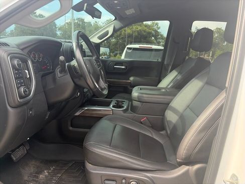 Used 2022 Chevrolet Silverado 1500 RST w/ Convenience Package II AWD/4WD image 15
