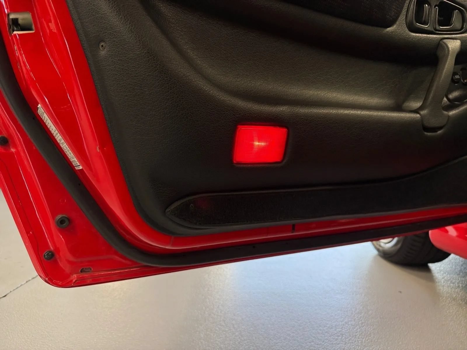Used 1998 Mitsubishi 3000GT FWD image 44