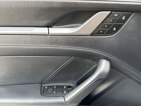 Used 2024 Porsche 911 Carrera 4S image 17