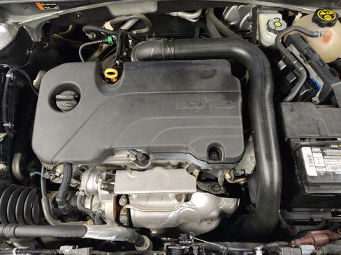 Used 2020 Chevrolet Malibu LT FWD image 30