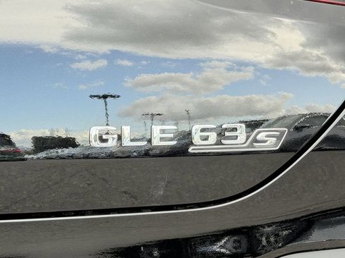 New 2026 Mercedes-Benz GLE 63 AMG S image 11
