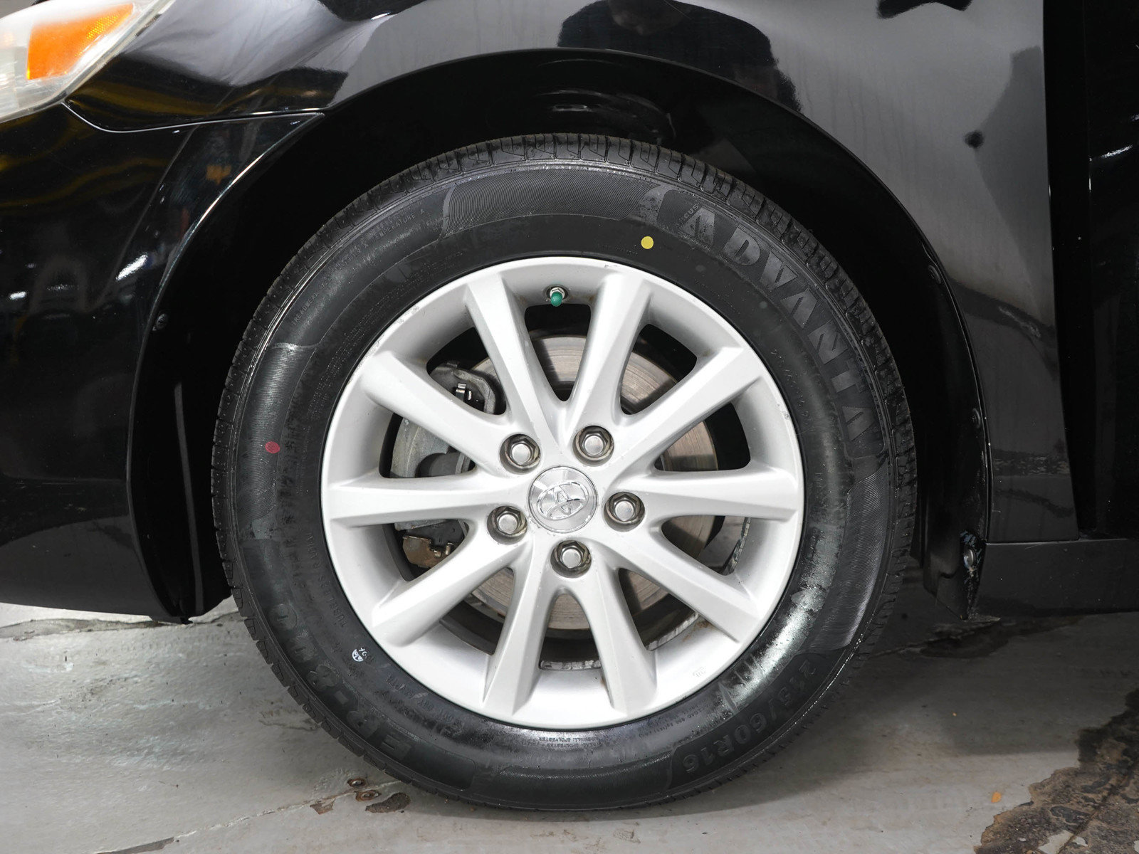 Used 2011 Toyota Camry XLE w/ XLE Extra-Value Pkg #1 FWD image 27