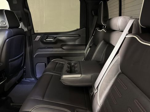 Used 2023 GMC Sierra 1500 AT4X AWD/4WD image 33